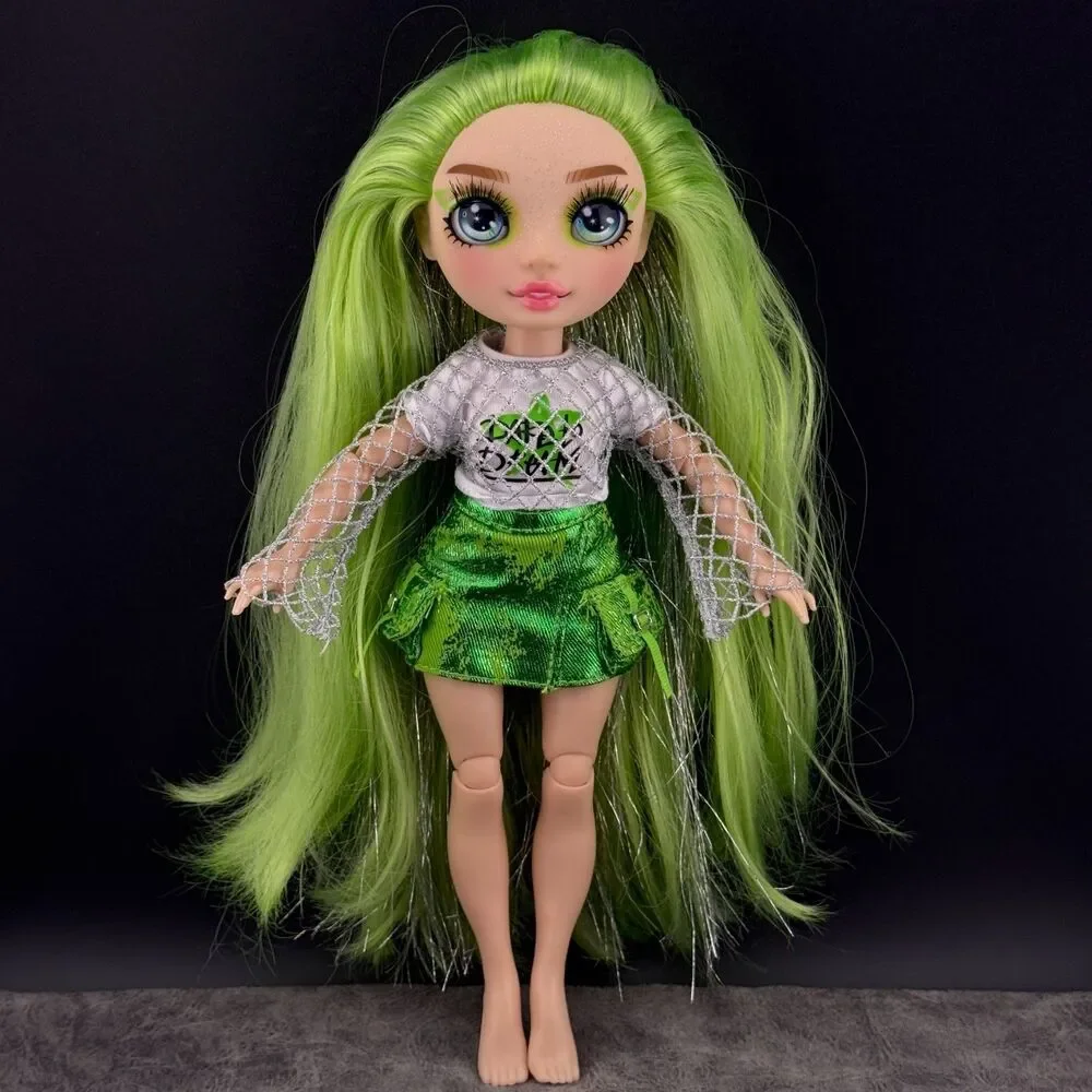 Rainbow High Discontinued Doll Jade Hunter  